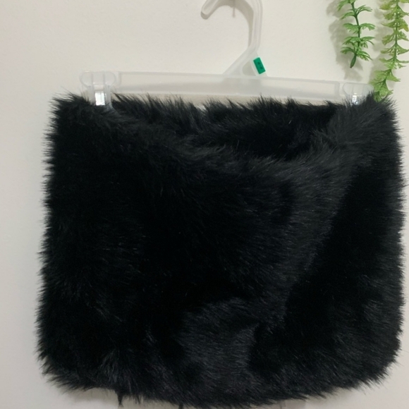 Vanity neck warmer/scarf - Picture 1 of 2